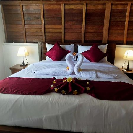 The Hill Prananta Hotel Tanglad Bagian luar foto